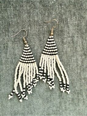 NEW African Handmade Beaded Black White Earrings. Bought in Africa. Masai